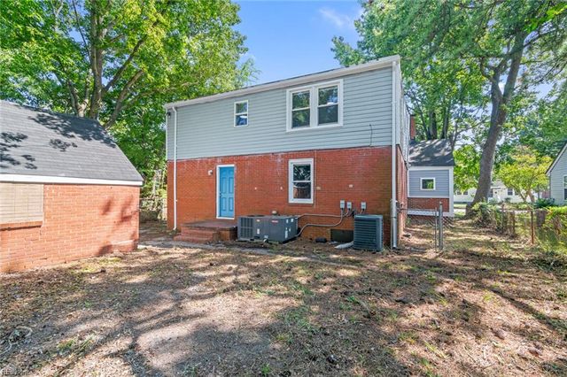 2620 Mapleton AVE B, Norfolk, VA 23504