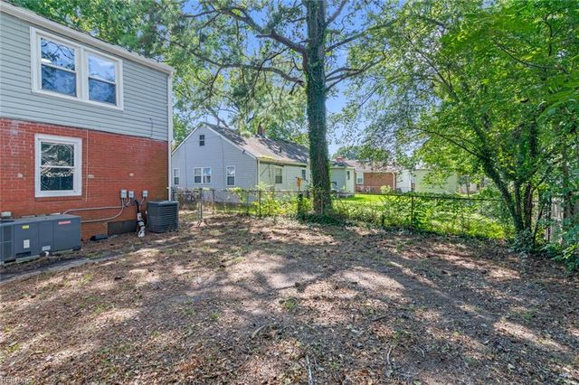 2620 Mapleton AVE B, Norfolk, VA 23504