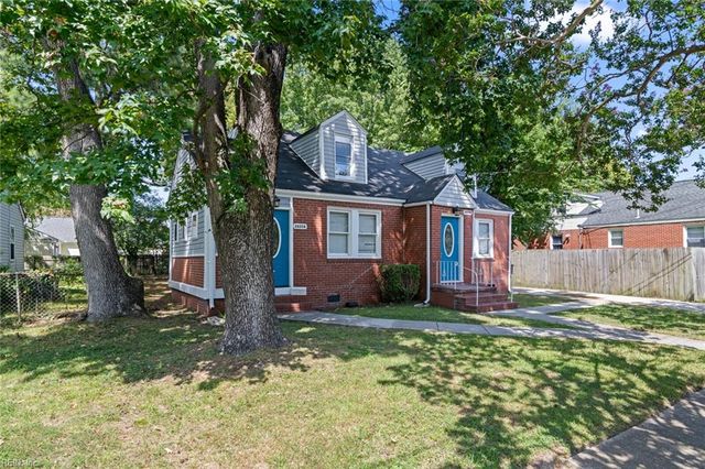 2620 Mapleton AVE B, Norfolk, VA 23504