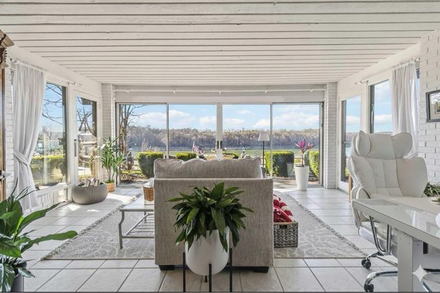 275 Lakeview Drive, Somerset, KY 42503