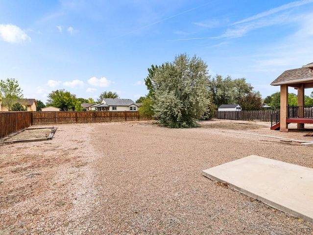 545 W Slice Dr, Pueblo West, CO 81007