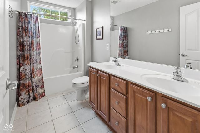 12472 Cirrus Drive, Fishers, IN 46037