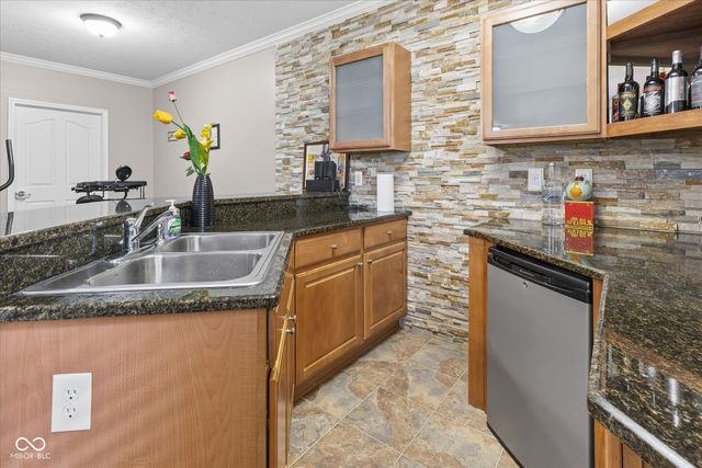 12472 Cirrus Drive, Fishers, IN 46037
