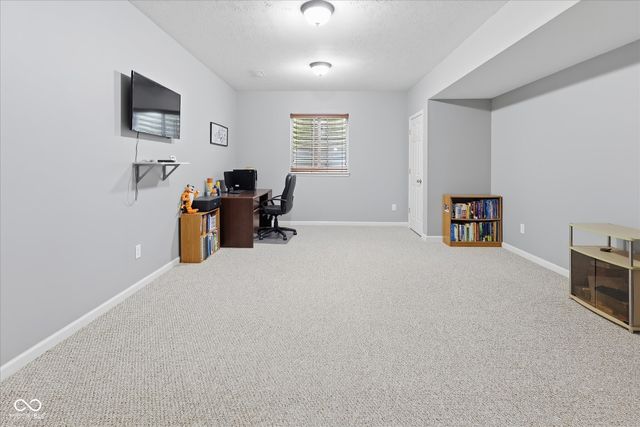 12472 Cirrus Drive, Fishers, IN 46037