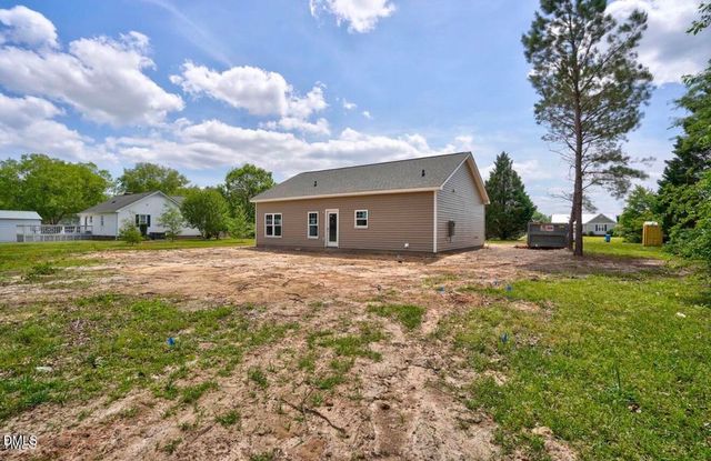 1049 Jada Allen Road, Dunn, NC 28334
