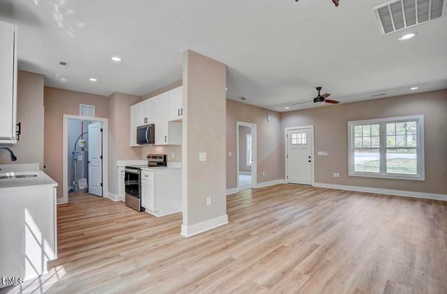 1049 Jada Allen Road, Dunn, NC 28334