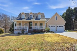 7335 Broad Wing Lane, Sherrills Ford, NC 28673
