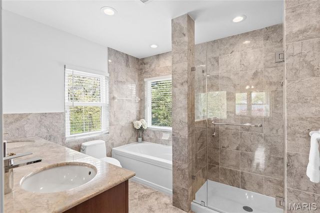 3532 Espace Court, Florissant, MO 63034
