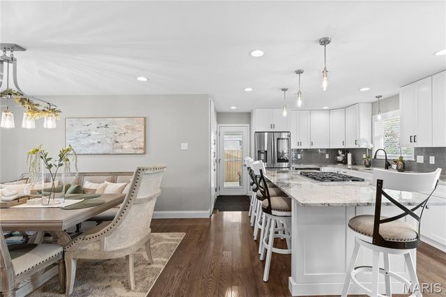 3532 Espace Court, Florissant, MO 63034