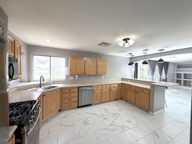 825 Gleamstar Avenue, Las Vegas, NV 89123