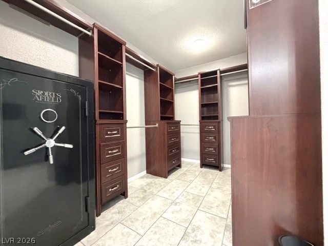 825 Gleamstar Avenue, Las Vegas, NV 89123