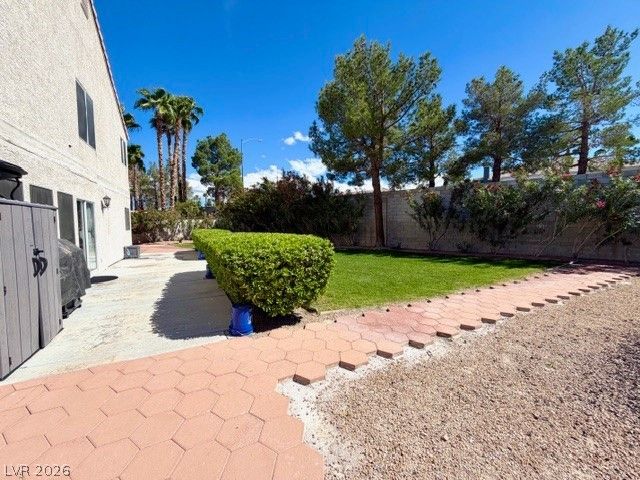 825 Gleamstar Avenue, Las Vegas, NV 89123