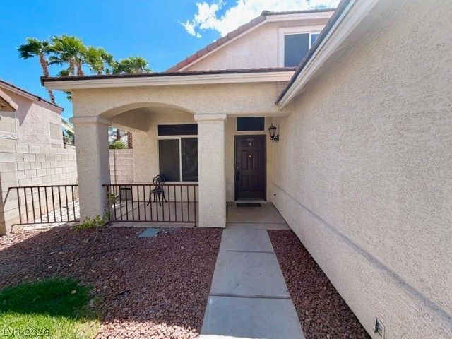 825 Gleamstar Avenue, Las Vegas, NV 89123