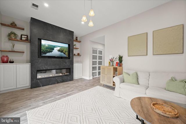 6414 POUND APPLE CT, Columbia, MD 21045