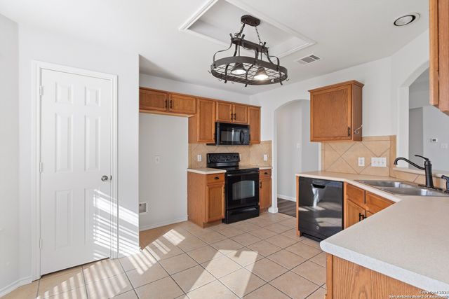 206 Willow Grove, San Antonio, TX 78245