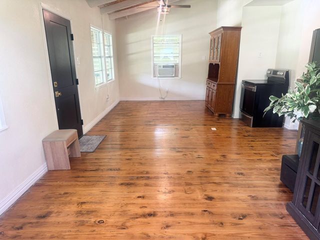 788 Riverside Drive, Palacios, TX 77465