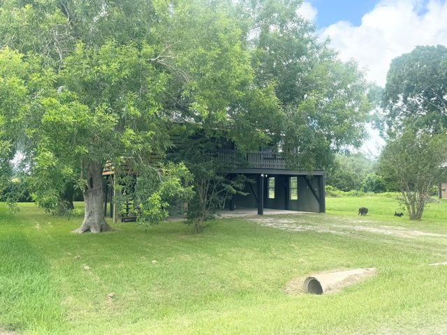788 Riverside Drive, Palacios, TX 77465