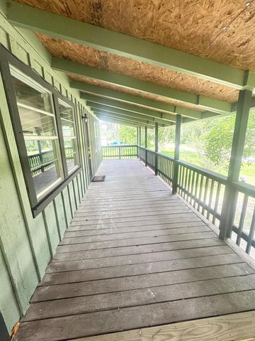 788 Riverside Drive, Palacios, TX 77465