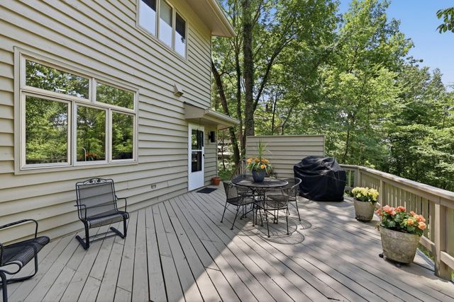 29 Rock Crest Drive, Signal Mountain, TN 37377