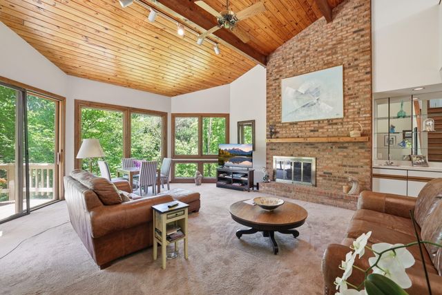 29 Rock Crest Drive, Signal Mountain, TN 37377