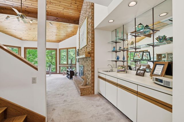 29 Rock Crest Drive, Signal Mountain, TN 37377