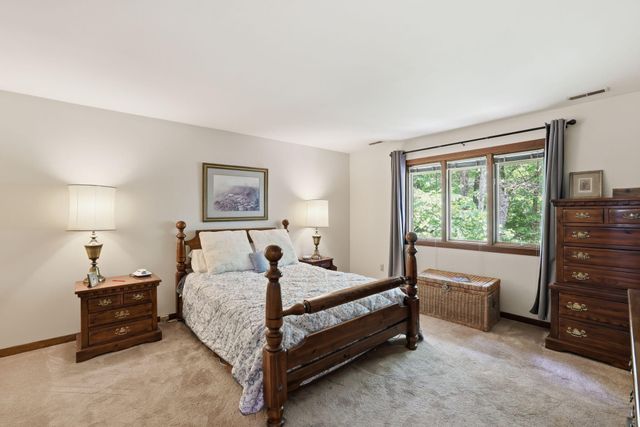 29 Rock Crest Drive, Signal Mountain, TN 37377