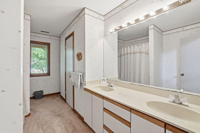 29 Rock Crest Drive, Signal Mountain, TN 37377