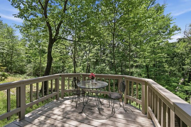 29 Rock Crest Drive, Signal Mountain, TN 37377