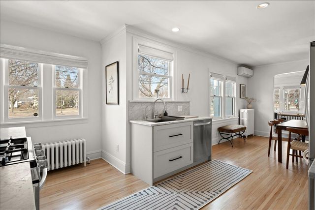 4433 Oliver Avenue N, Minneapolis, MN 55412