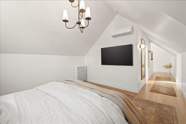 4433 Oliver Avenue N, Minneapolis, MN 55412