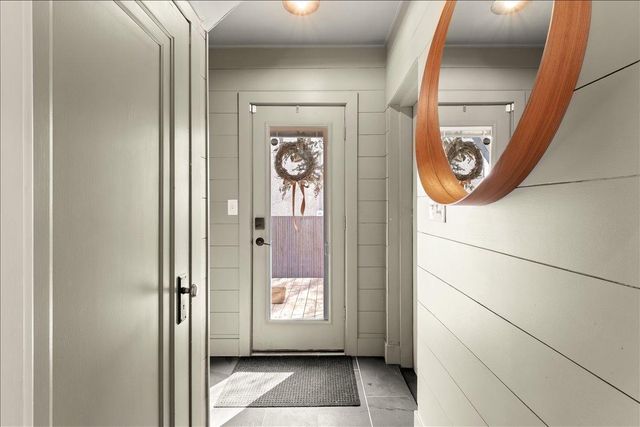 4433 Oliver Avenue N, Minneapolis, MN 55412