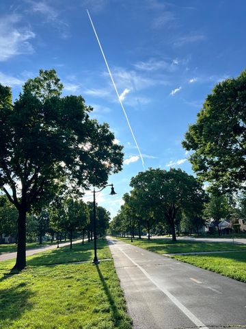 4433 Oliver Avenue N, Minneapolis, MN 55412