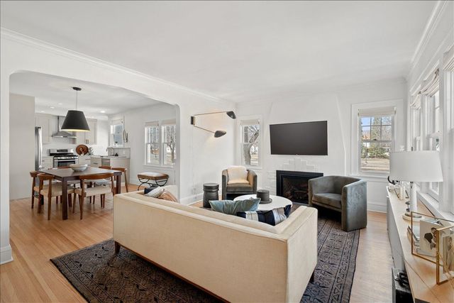 4433 Oliver Avenue N, Minneapolis, MN 55412