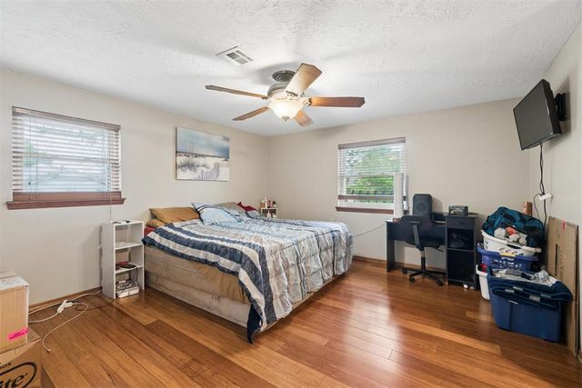 2415 Weatherford Drive, Norman, OK 73071