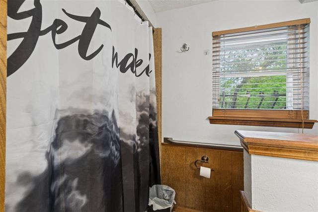 2415 Weatherford Drive, Norman, OK 73071