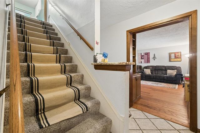 2415 Weatherford Drive, Norman, OK 73071