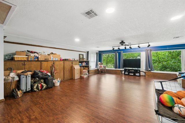 2415 Weatherford Drive, Norman, OK 73071