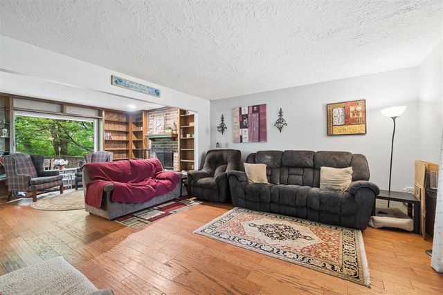 2415 Weatherford Drive, Norman, OK 73071