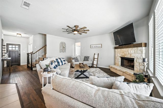 136 Meadow Vista Drive, Rhome, TX 76078