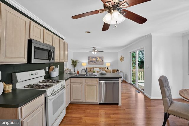 2882 PORTOBELLO CT, Waldorf, MD 20603