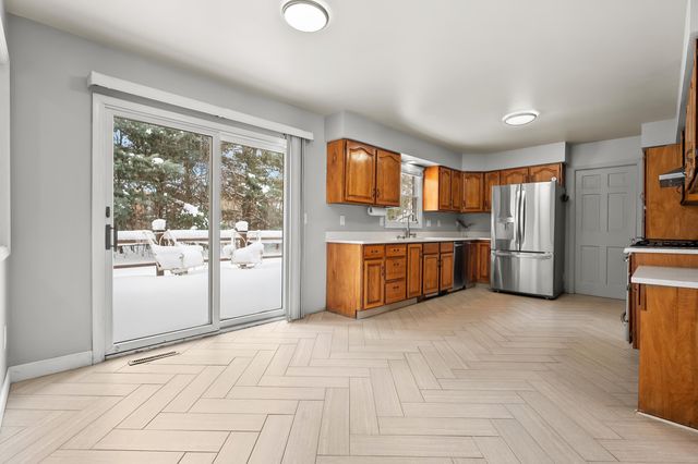 6290 Liteolier Street, Portage City, MI 49024