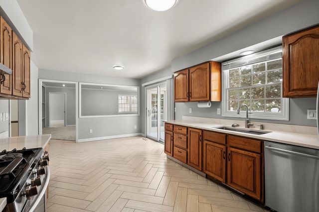 6290 Liteolier Street, Portage City, MI 49024