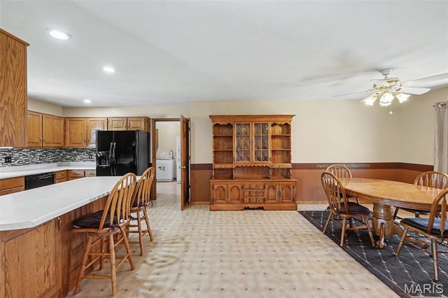151 Plantation Drive, Troy, MO 63379
