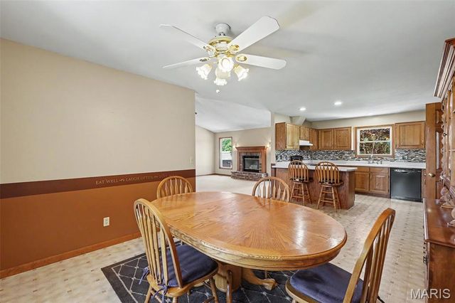 151 Plantation Drive, Troy, MO 63379