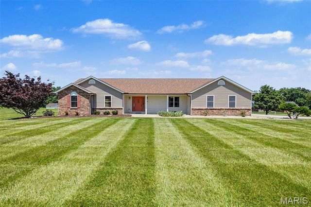 151 Plantation Drive, Troy, MO 63379