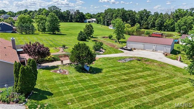 151 Plantation Drive, Troy, MO 63379