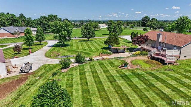 151 Plantation Drive, Troy, MO 63379