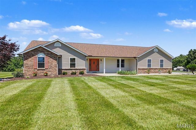 151 Plantation Drive, Troy, MO 63379