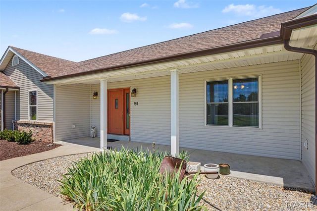 151 Plantation Drive, Troy, MO 63379