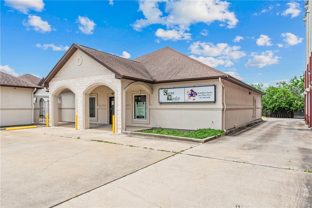 7017 S Staples St 102A, Corpus Christi, TX 78413 — photo 3